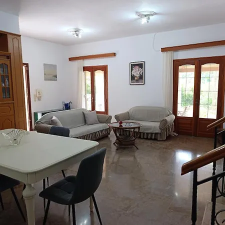 Tatil Evi Sea And Field Retreat Agios Georgios Pagon