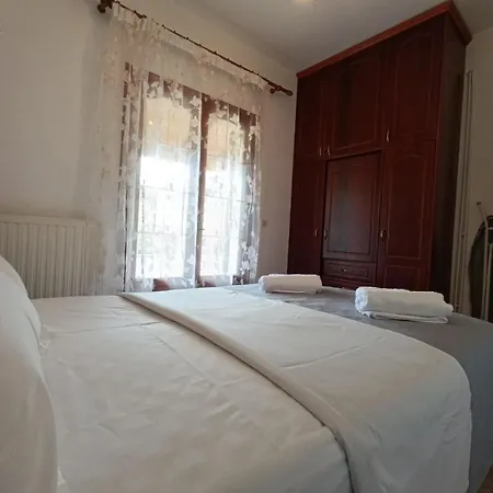 Sea And Field Retreat *